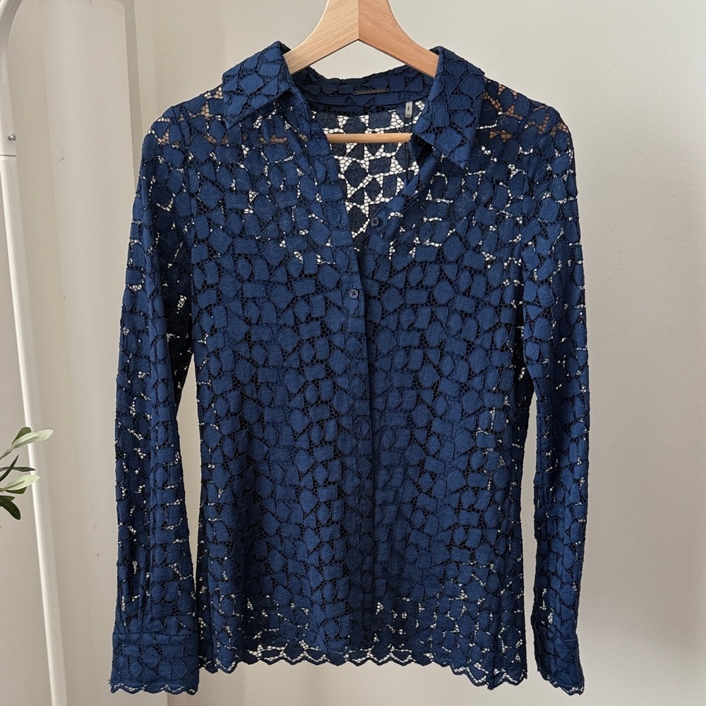 Ellie Tahari Geo Lace Button Shirt Sea Blue Size XS